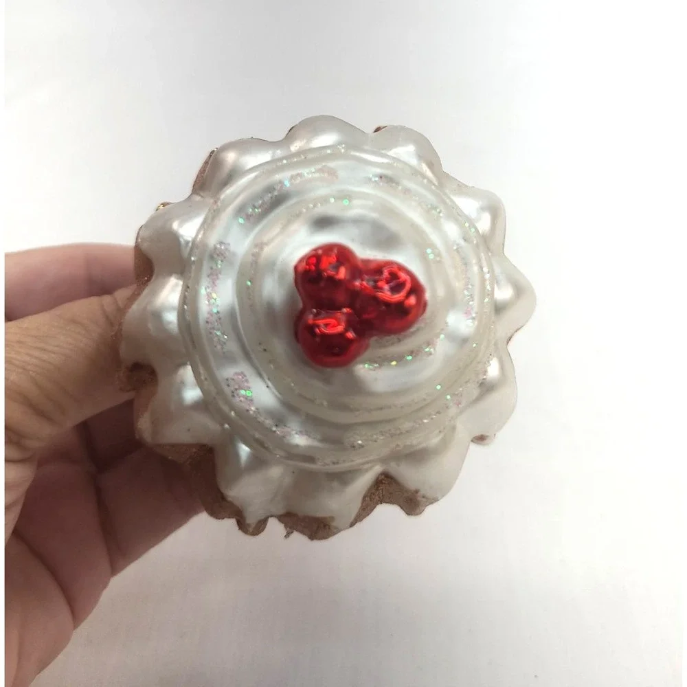 Old World Christmas Bundt Cake Clip on Ornament 3